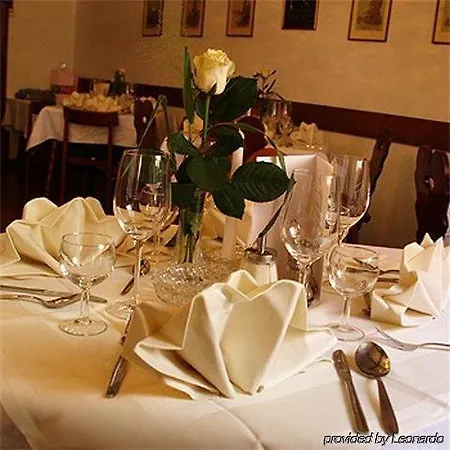 Drei Hasen Hotel 3*