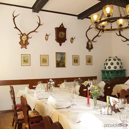 Drei Hasen Szálloda 3*